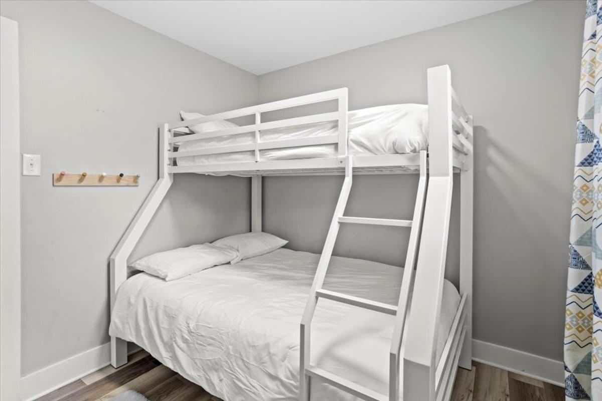 Ranch Home Gem 5Br Home Sleeps 12 With Game Room ガルフポート エクステリア 写真
